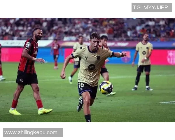 足球明星为何在转会市场上失去俱乐部身份的背后原因分析